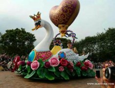 大型巡游花车出租出售定制制作巡游花车暖场道具首选租赁